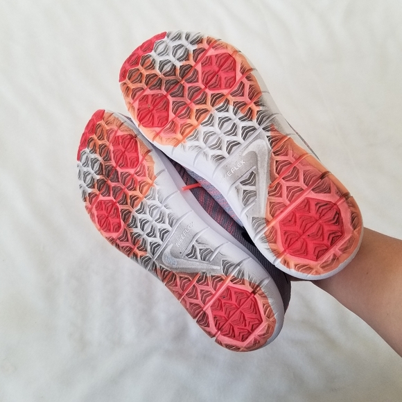 Nike women's flex adapt TR cross trainer sneakers size 8.5 - Picture 6 of 8